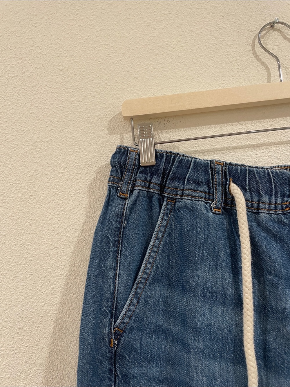Anthropologie Pilcro Wide-Leg Drawstring Pull-on Pants Jeans Small - Picture 4 of 12